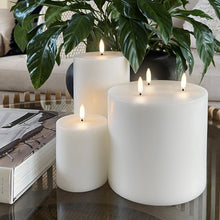 Load image into Gallery viewer, UYUNI Lighting Designer Curation | The Signature | Nordic White