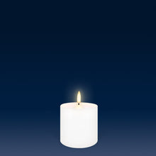 Load image into Gallery viewer, Uyuni Outdoor Flameless Candle with timer and remote controlled options